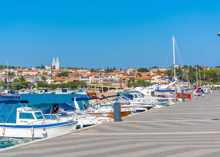 Pet Friendly In Madulin Appartement Medulin